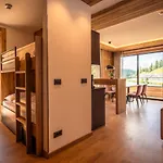 Alpin Peaks מלון