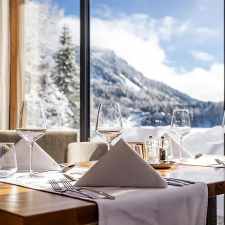 Alpin Peaks Hotel